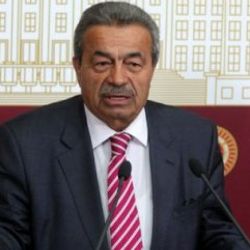 CHP'li Kamer Genç'e Berat Kandili affı