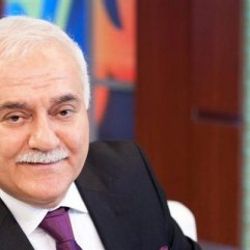 Nihat Hatipoğlu sadakanın faydalarını anlattı