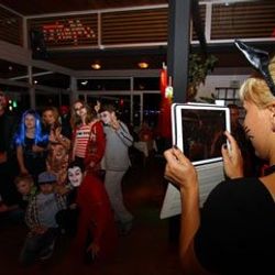 Muğlalı İngilizler Cadılar Bayramı'nı kutladı