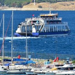 Çanakkale Boğazı'ndan 11 günde 147 bin araç geçti