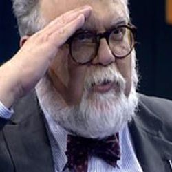 Canlı yayında Emret Komutanım polemiği