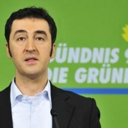 Cem Özdemir'in hayali Türkiye'ya baskı kurmak