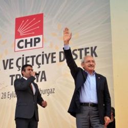 CHP'nin anonsçusundan rakılı 'hayır' sloganı