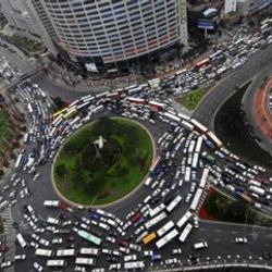 Çin'de benzinli ve dizel araçlar yasaklanacak