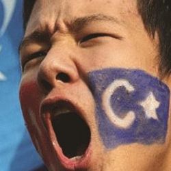 Şincan-Uygur Özerk Bölgesi'nde oruç tutmak yasaklandı