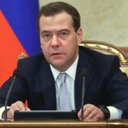 Medvedev'den reform çağrısı