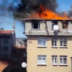 Kağıthane'de yangın