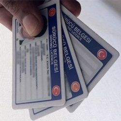 Ehliyetlere 5 yılda bir yenileme zorunluluğu getiriliyor