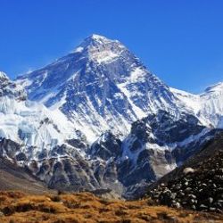 Everest'in yüksekliği tekrar ölçülecek