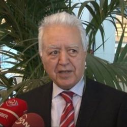 Loğoğlu: İhsanoğlu'na herkes gönlünden kopanı verecektir