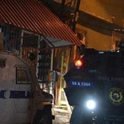 Siirt'te zırhlı araca roketli saldırı girişimi