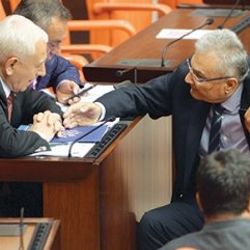 Ekmeleddin karşıtı CHP'liler kurultay istiyor