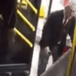 Engelli yolcuya saygısızlık yapan şoför görevden uzaklaştırıldı