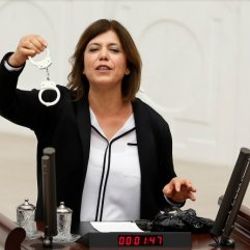 HDP'li vekil Meral Danış Beştaş tutuklandı