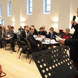 Danimarka'da Müslüman ve Hristiyan din adamları buluşması