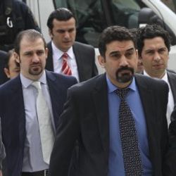 Yunanistan'ın vermediği darbeciler için yakalama kararı