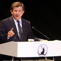 Başbakan Davutoğlu Hacıbektaş'ta konuştu