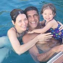 Nefise Karatay: Mutluluğun fotoğrafı