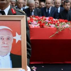 Süleyman Demirel mezarı başında törenle anıldı