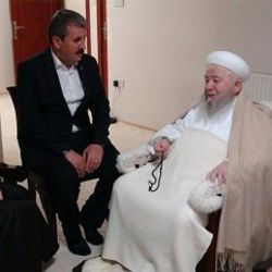 Mustafa Destici Mahmut Ustaosmanoğlu'nu ziyaret etti