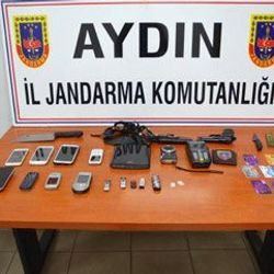 Binbaşı kimliğiyle dolandırıcılık yaparken yakalandı