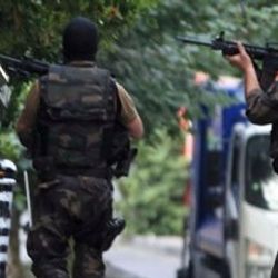 Uyuşturucu satıcılarını drone buldu jandarma yakaladı