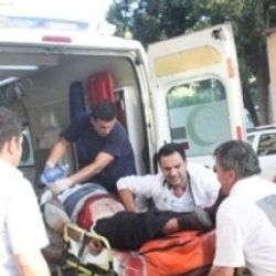 Burdur'da iki otomobil çarpıştı: 5 ölü 3 yaralı