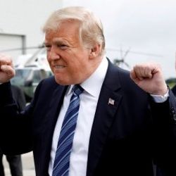 11 Eylül anma etkinliklerinde Trump'tan zafer işareti