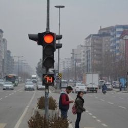 Kırmızı ışık ihlalinde sürücüden ehliyeti geri alınacak
