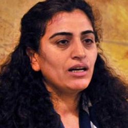 HDP Ankara il binası önünde bıçaklı saldırı İZLE