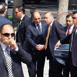Başbakan Erdoğan'ı koruyan 11 polis gözaltında
