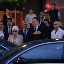 Erdoğan'dan Kenan Işık ve Süleyman Seba’ya ziyaret