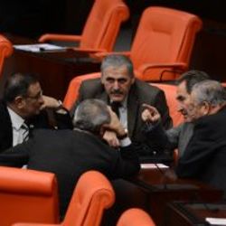 Ertuğrul Günay'a CHP tesellisi