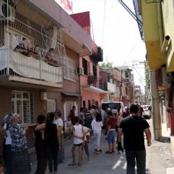 Adana'da eşine kızan kadın evi yaktı
