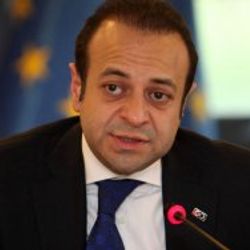 Egemen Bağış: Hala o kazığı çıkarmaya çalışıyoruz