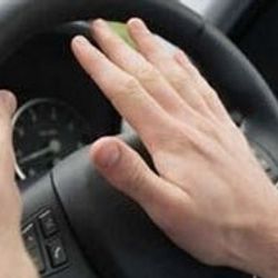 Direksiyon başında kalp krizi geçirdi