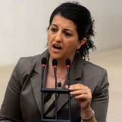 Buldan: İdris Naim Şahin'den kurtulduğumuza şükrediyoruz