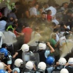 Emniyet Müdürü: Biber gazı kullanmasak hepsini tarardık