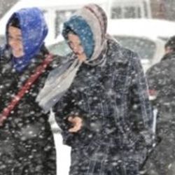 Kar kalınlığı İstanbul'da 60 santimetreyi gördü
