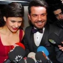 Beren Saat ve Kenan Doğulu nişanlanıyor