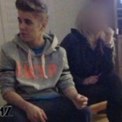 Justin esrar içerken görüntülendi