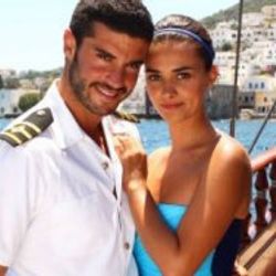 Alev Alev ekranlara veda ediyor