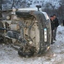 Yozgat'ta yollar buz pistine döndü