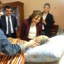 Fatma Şahin Münir Özkul'u ziyaret etti
