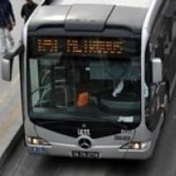 İstanbul'da metrobüs 320 ek sefer yapacak