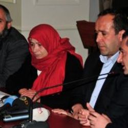 Şehit abisi ve 3 oğlu dağda ölen anneden barış çağırısı
