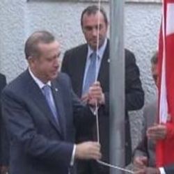 Erdoğan Gabon'da bayrak çekme törenine katıldı