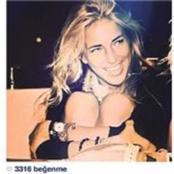 Burcu Esmersoy'un fotoğrafı beğeni rekoru kırdı