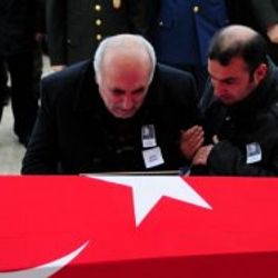 Adana şehidini uğurladı