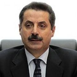 Faruk Çelik: Ne Sünni olacaksınız ne de Alevi